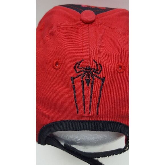 Spider Man Red Hat Cap Strapback Wall Crawler Youth One Size Fits Most - Picture 8 of 11